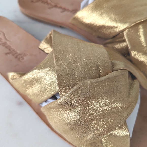 Free People Gold Sandals - Picture 7 of 13
